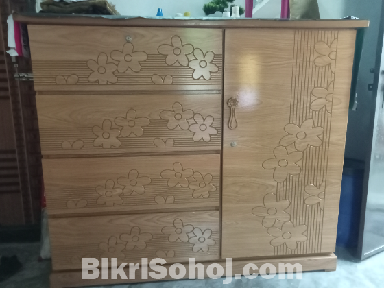 বেডরুমের আসবাবপত্র